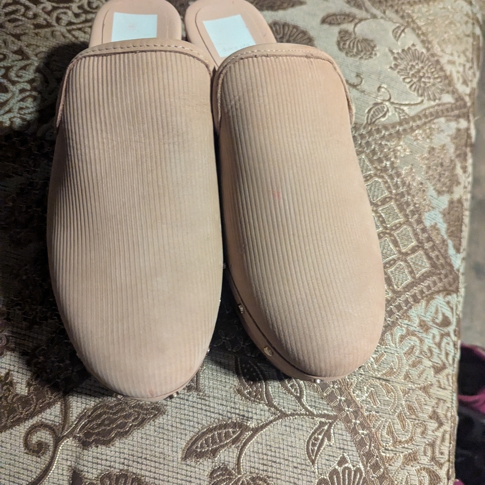 Dolce Vita clogs
